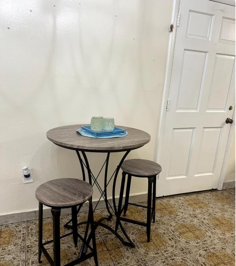 Apartment Shared For Women - Queen - Bunk 2 *